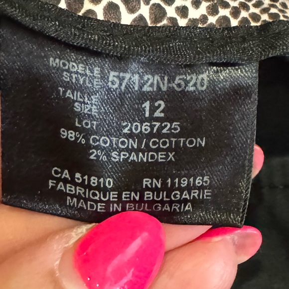 🚌🚍3/$30 Vintage Y2K Claudia ev Black Bermuda shorts size 12 - Picture 4 of 5